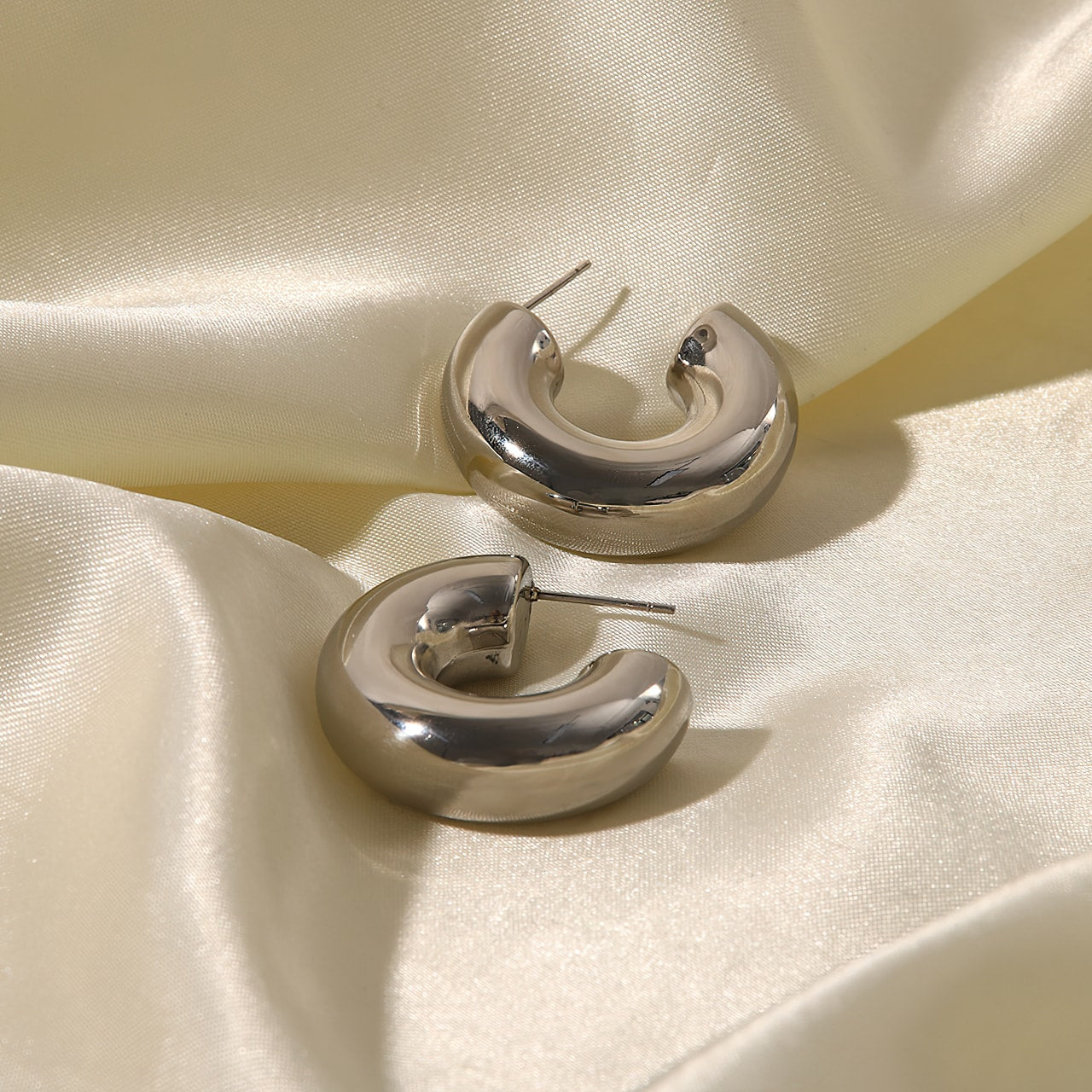 Minimalist Circular INS Style 18k Gold-Plated Earrings - BELEN