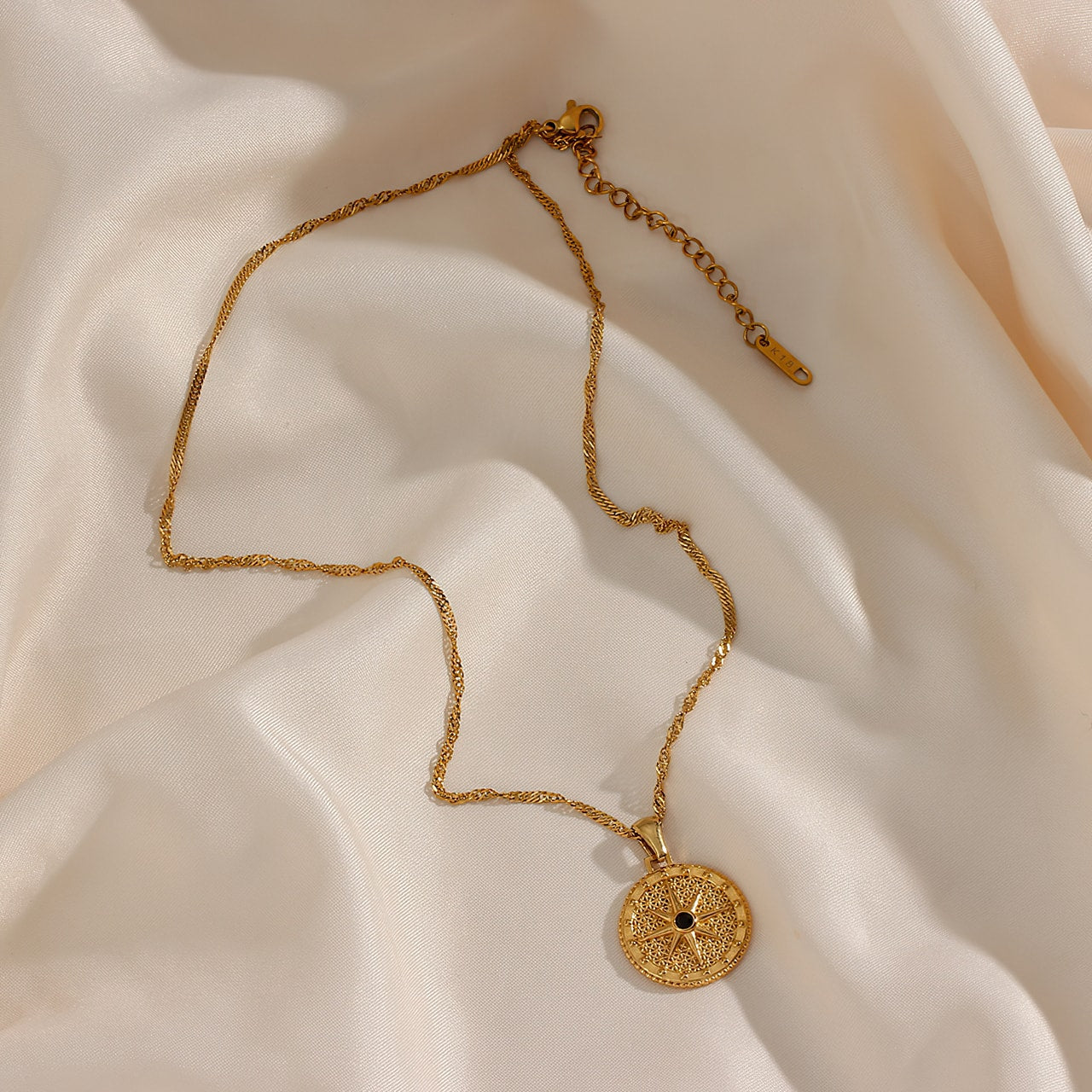 Vintage Star Compass 18k Gold Plated Pendant Necklace - Maci
