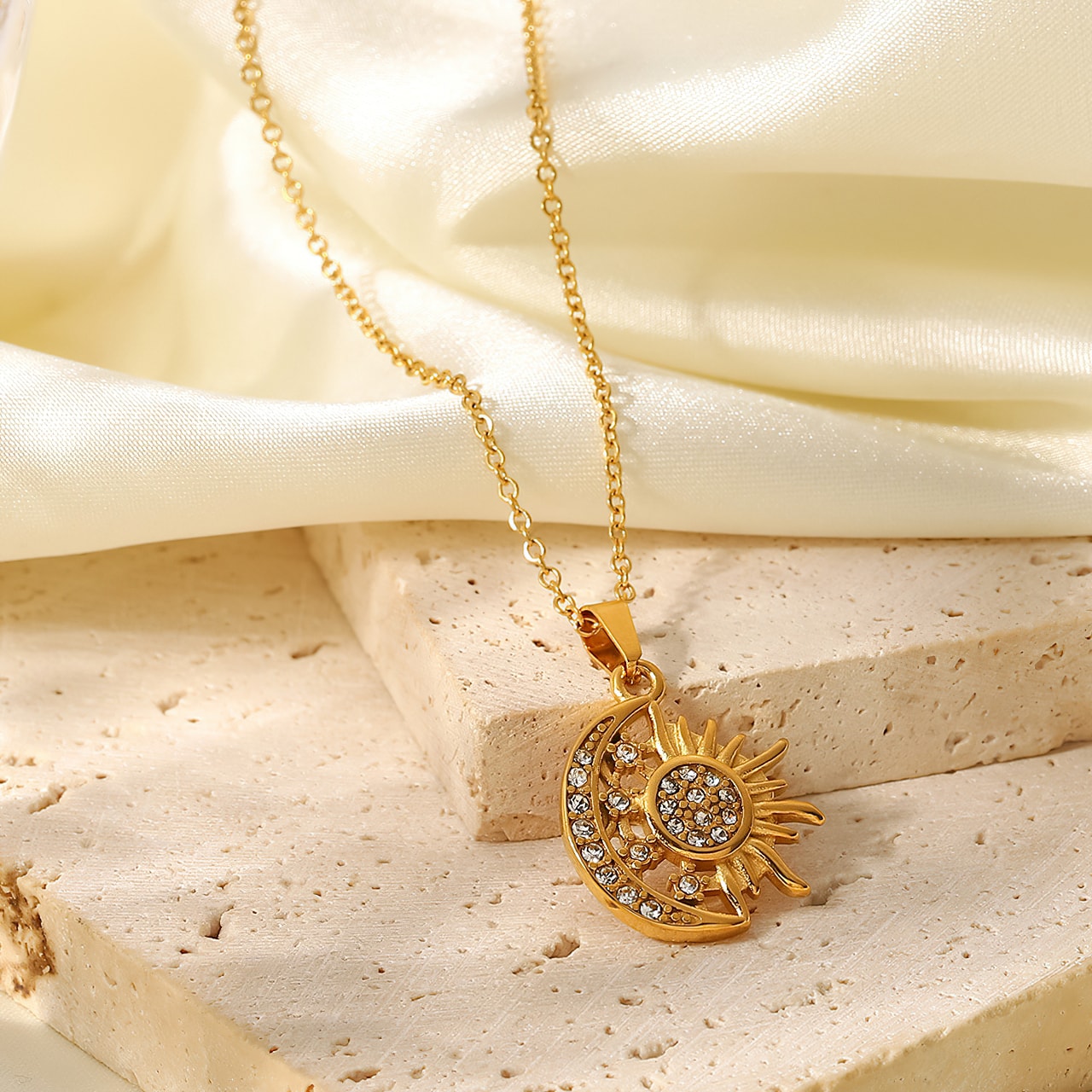 Versatile Sun Moon Zircon 18k Gold Plated Pendant Necklace - NIA