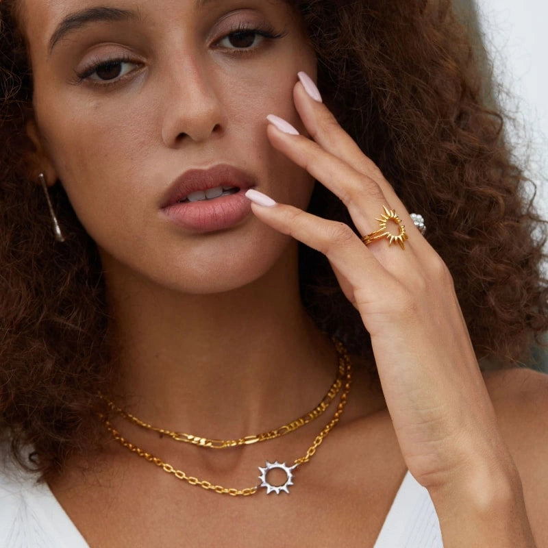 18k Gold Plated Figaro Clavicle Chain Necklace - DAISY