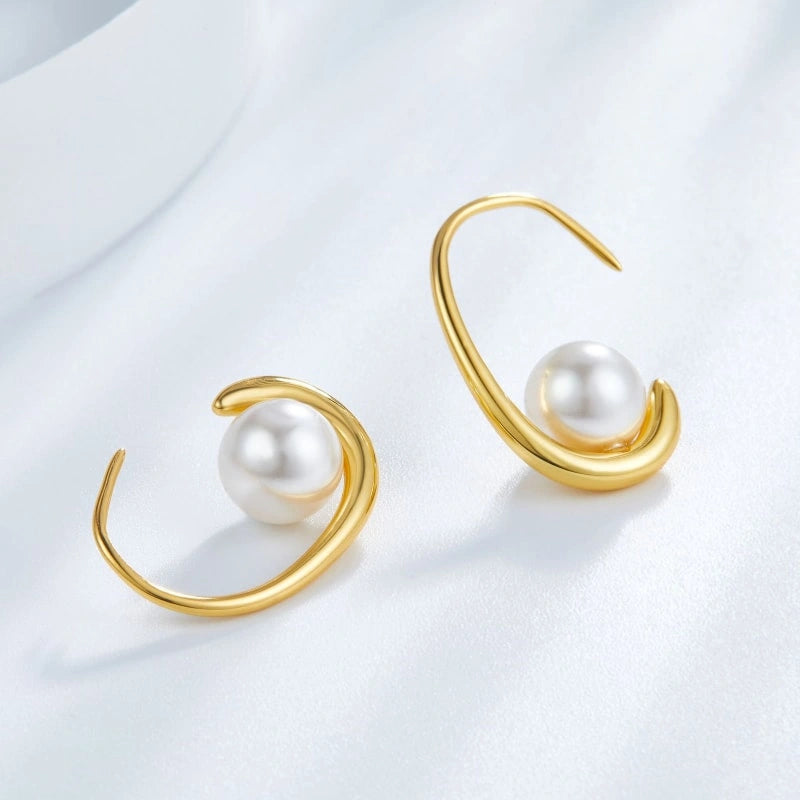 Elegant Pearl Earrings - LUNA